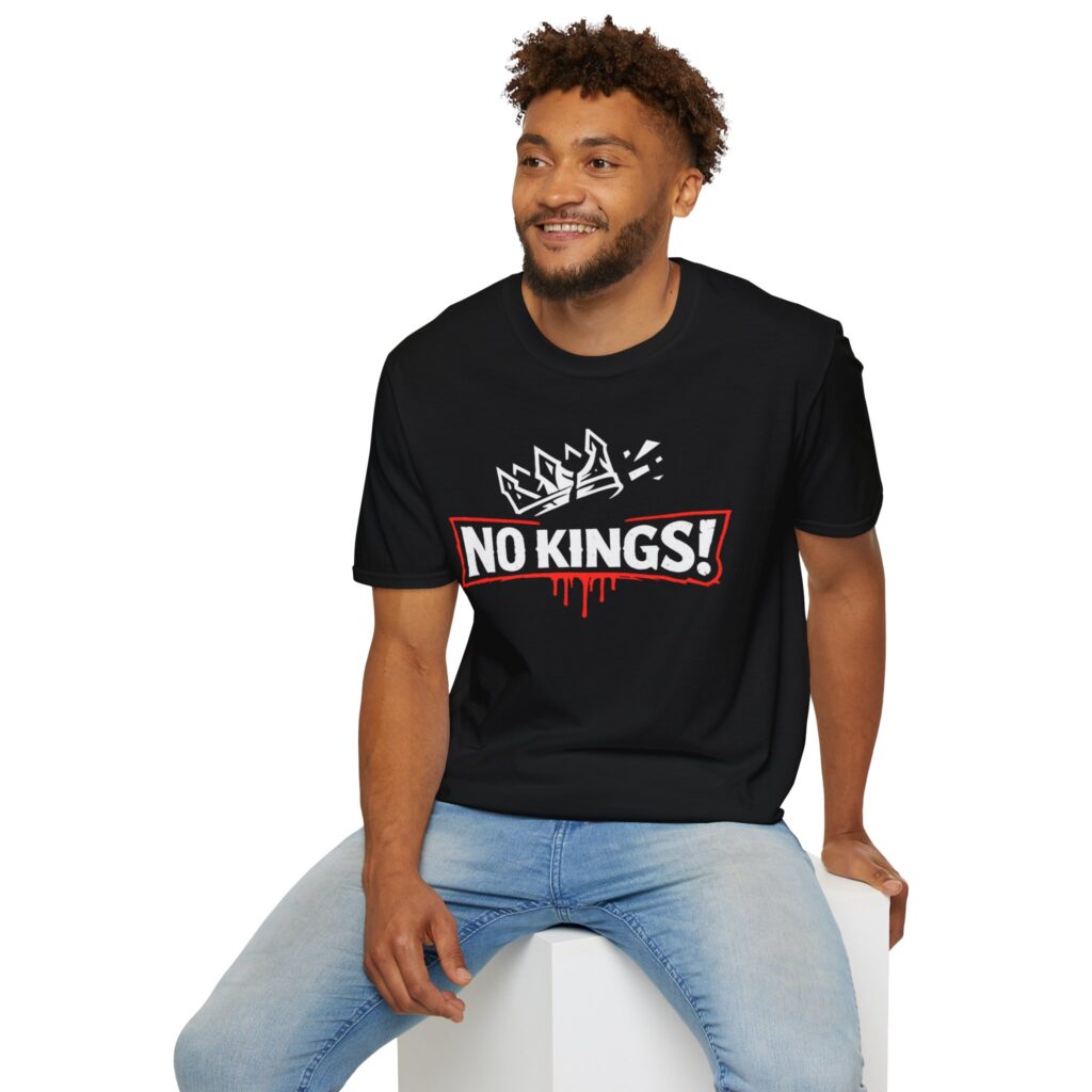 No Kings! crown graphic T-Shirt | punk protest streetwear, black tee